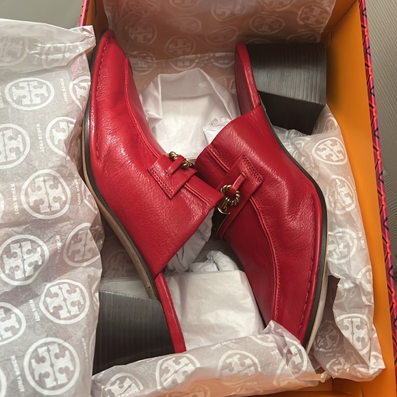 Brand New Tory Burch Perrine Heel Mule Leather upper lining and sole new in box